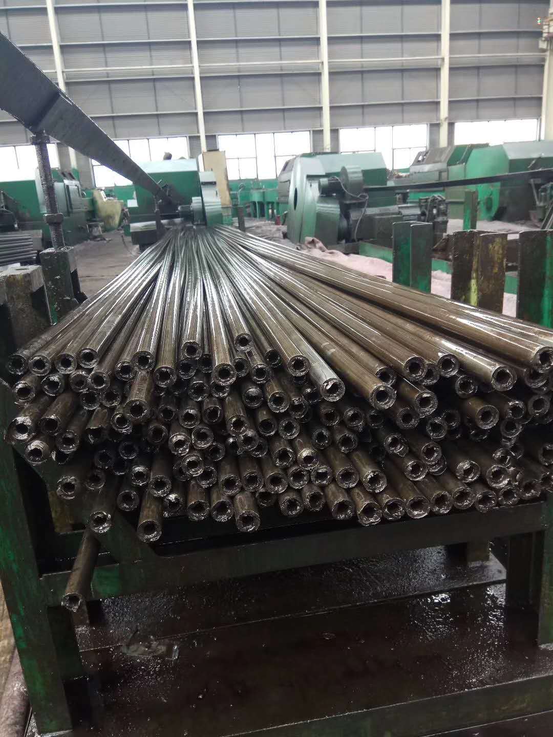 gcr15精密管出现供大于求的艰难局面.jpg